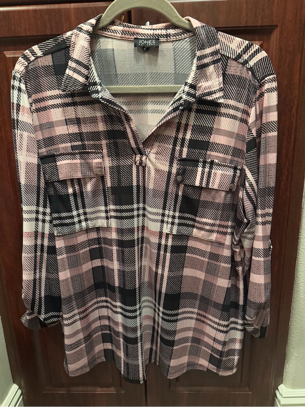 Jones New York Pink and Black Plaid Button-Front Shirt